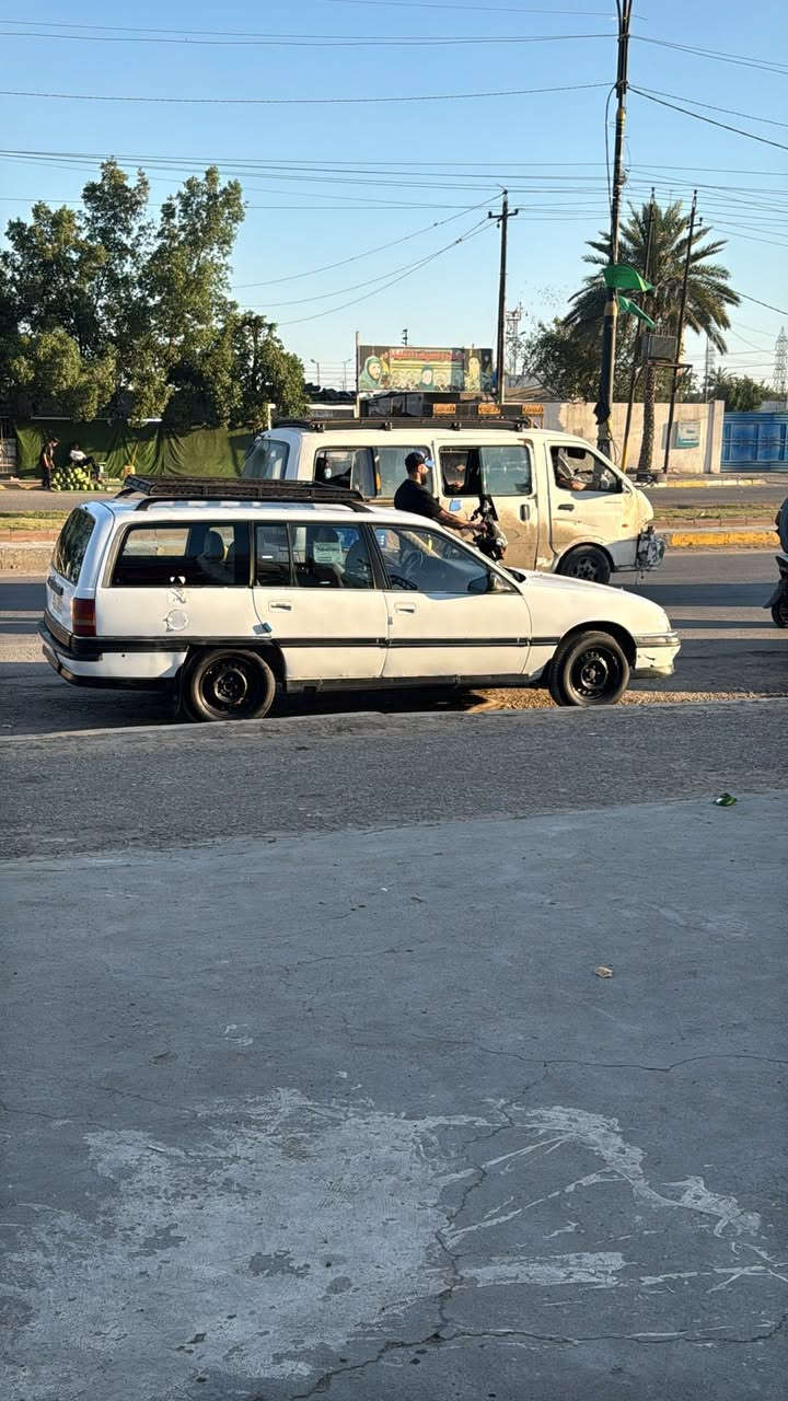 السلام عليكم اوبل موديل 1990 كير أوتوماتيك مشروع وطني 
للستفسار ***********
