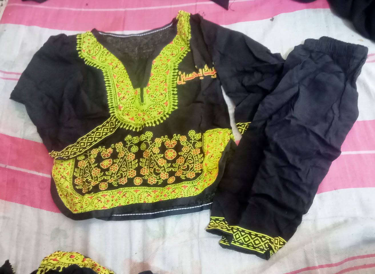 ملابس اطفال تصفيه محل القطعه ب الف ونص


**إذا كنت صاحب هذا الإعلان وتريد حذفه لأي سبب، رجاءا أرسل رسالة إلى الدعم الفني**