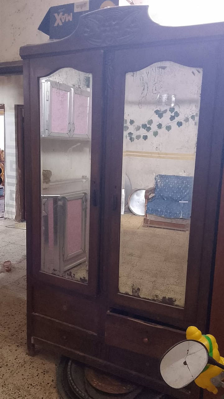 كله قديم عمرهن اكثر من ١٤٠سنه 
لوح صاج مكان بغداد مقابل بوب شام منطقه اصلاح


**إذا كنت صاحب هذا الإعلان وتريد حذفه لأي سبب، رجاءا أرسل رسالة إلى الدعم الفني**