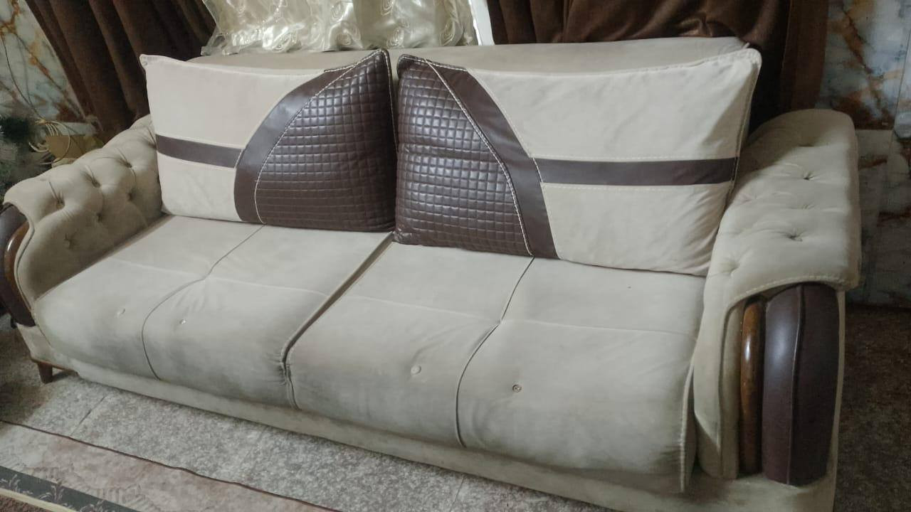 سلام عليكم تخم سريري  10مقاعدسعره 250مكان الأعظمية  . 
‏‪***********‬‏
