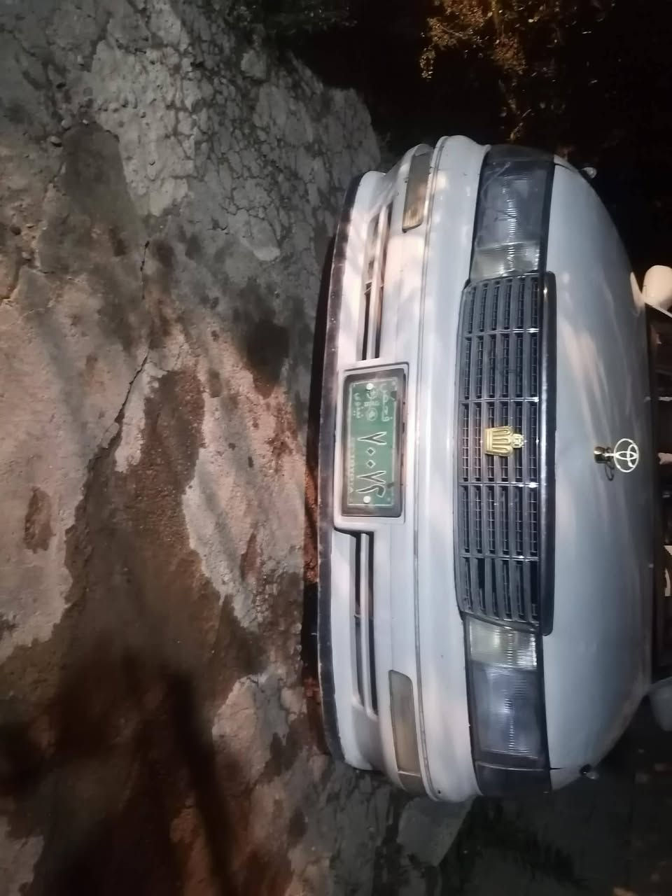 سياره للبيع او مروس  *********** العنوان القيارة
