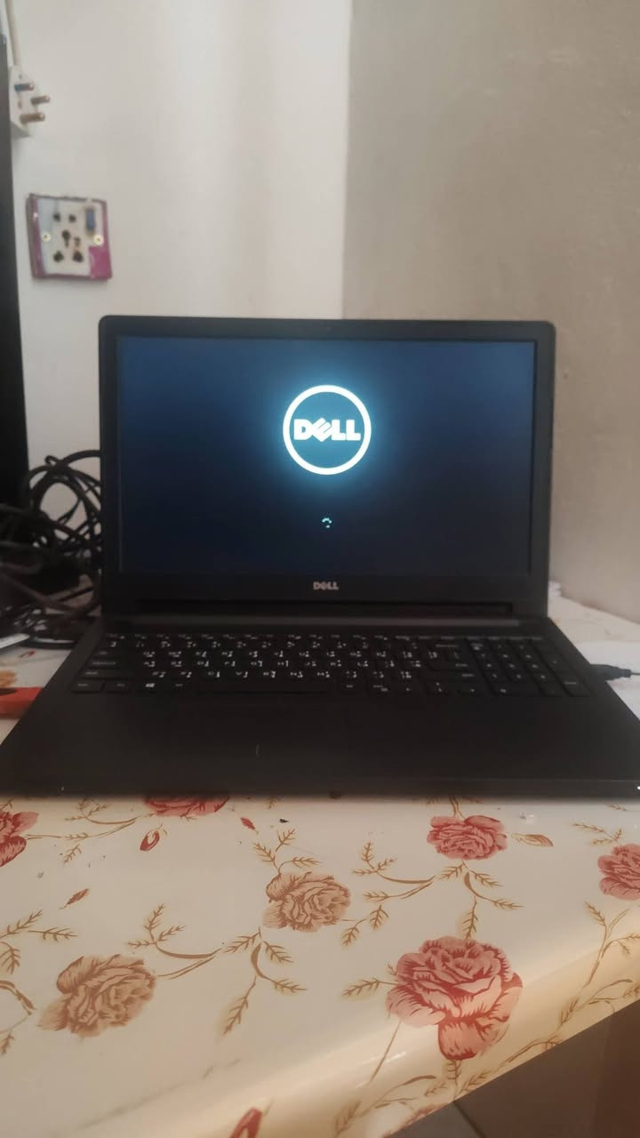 deel دل
ram 8gb  
lntel cor i5
hard 256 ssd 
الجيل السادس 

السعر 180 
بابل قضاء الهاشمية  للاستفسار خاص او الاتصال ***********
