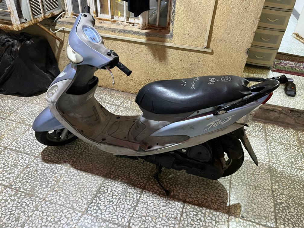 دراجه ماكس منغولي اشتريتها من بيت غودي قبل اقل الشهر دراجه مال رمبه اي نقص ما بيهة اشتريتها بمليون وميه ورايدهة ٩٠٠ عمارة, ميسان


**إذا كنت صاحب هذا الإعلان وتريد حذفه لأي سبب، رجاءا أرسل رسالة إلى الدعم الفني**