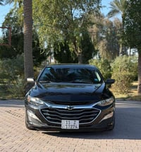 ماليبو  موديل :2023 ماشية : 50 الف  المواصفات بصمه  بصمة ابواب  تشغيل ...