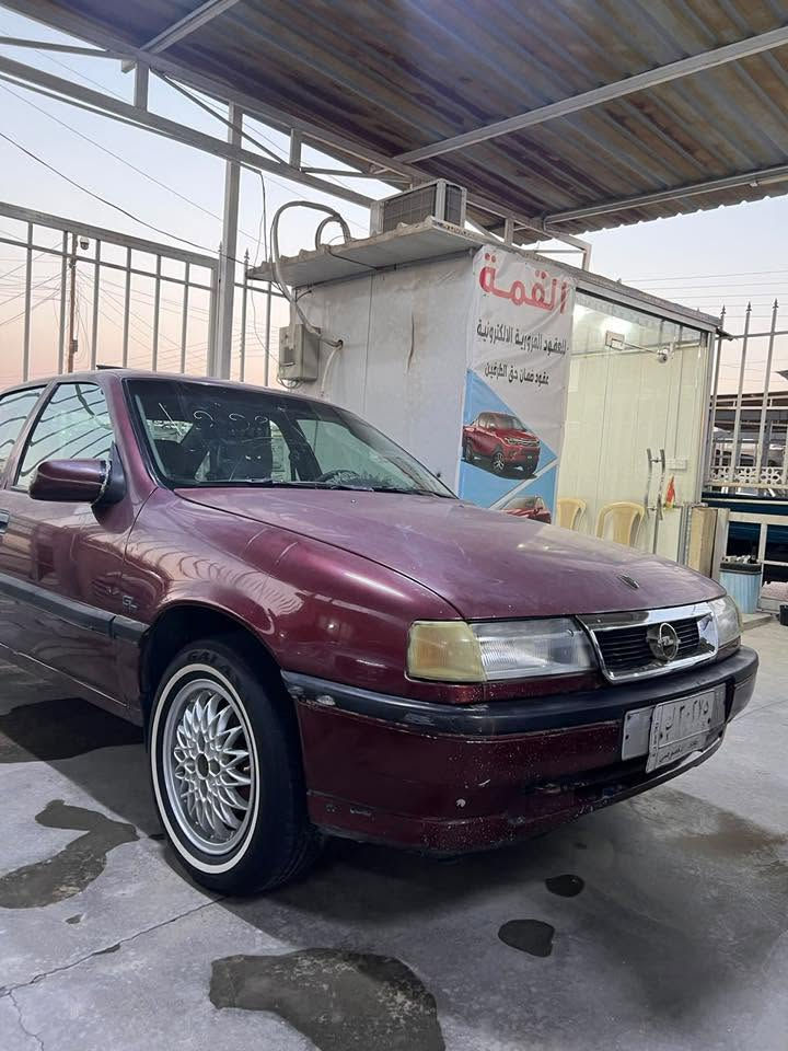 السلام عليكم
أوبل فكترا موديل ١٩٩٢ رقم بغداد جاهزة ونظيفة بلادية بدون صبغ كير ومحرك وصدر كل جديد والسعر ٣٧$ وبيها مجال بسيط  للاستفسار *********** مكاني بغداد
