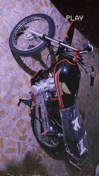 السلام عليكم شباب دراجه للبيع دراجه متعوب عليه الله شاهد ستوه معمره حته سبوع ما صاله باجر ياله طب 6تيام اوراق اسكنر 7 وي الوصل دراجه بعده حته ما مسحوكه بس اروح بيه للشغل ورد حته ما غاسله السعر 850 وبيه مجال للطيبين جماعه 750 ول 775 ما اريد اشوف وجهك الرقم *********** ما بي واساب ولا تخلي خاص ما اجاوبك
