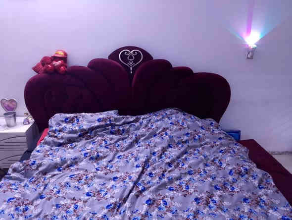 غرفه تركيه 9قطع سرير مخزن سعرها 650 لاتصال ***********
