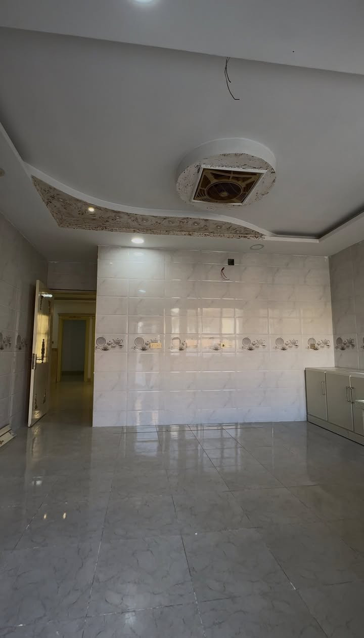 كوردى / عربي

خانى بو فروتن ل حى شرطه نيزيك محمكا دهوكى

واجيهه شيمال
مساحه 230متر
خانى ئيك طابقه و گه له كى باقژه

سعر 11 دفتر و 50 ورقه ومجال

***********
***********
_______________________

بيت للبيع في دهوك حي شرطه قريب من محكمه دهوك

واجيهه شيمال
مساحه 230متر
بيت طابق واحد كلش نضيف و مرتب 

سعر 11 شده و 50 ورقه وبيها مجال

***********
***********
