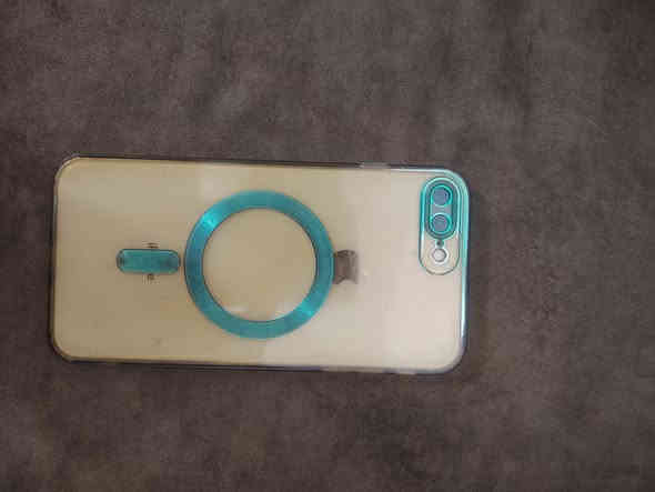 ايفون 8 بلس
ذاكره 64
بس بصمه ماتشتغل
سعره 150 وبيه مجال 
مكاني إسكان اصناعي
الهاتف :***********
