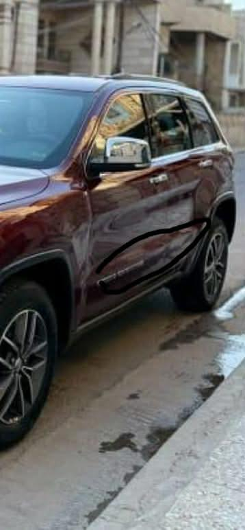 جيب كراند شيروكي
فول مواصفات لمتد  موديل 2018 فئة 1941 رقم سليمانيه الجديد
ماشية 41 الف ميل وقابلة

حادثها 
جاملغ  امامي وبنيد 
ودعاميه 
والكنر باب السايق والي ورا ماشر بالصورة غير هل شي ماكو شرط الفحص 

مواصفات 

1- بصمه تشغيل + بصمه أبواب 

2-محرك 6 سلندر 

3-كراسي جلد + كهرباء 

4-شاشه + كامره 

5-صندوق كهرباء 

6- فور ويل 

بعد بيها سياره جاهزه أي نقص مابيها 

تحويل وكاله مضمون 

 مكاني بغداد  البياع

رقمي ***********
