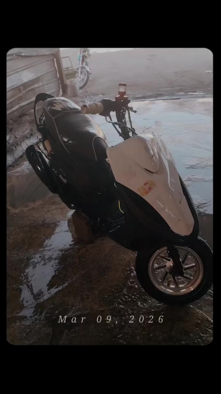 دراجه ماكس عدله البيع نضافه نكره سلف بكل وكت شلعه معدل السعر ٤٠٠ وبيه مجال ***********
