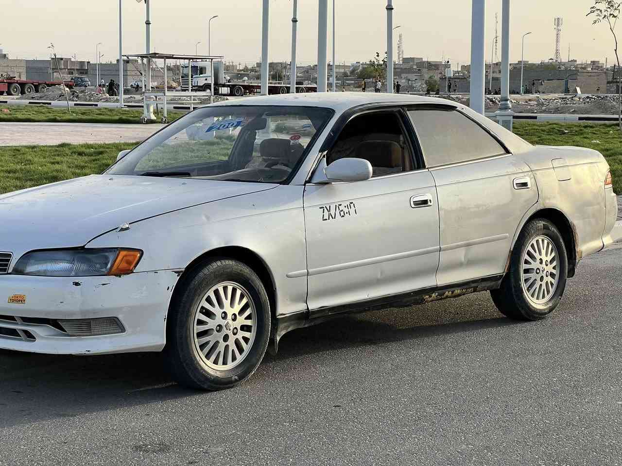 السلام عليكم للبيع مارك نفخ موديل ١٩٩٣ بيها كص جنطه برانكيت بلكارتون غرفه جديده كهربائيات كلها شغاله تخم تاير تبريد شغال شرط مكينه وكير في في تي فيشه وحده بيها ربل دخن بس إذا بارده رقم بصره راعيها موجود شرط التحويل وعندي وكاله عامه ام الباركود مصفرها غرامات قبل شهر  السعر ٣٥ وبيها مجال للشراي عنوان الزبير حي الشهداء ***********
