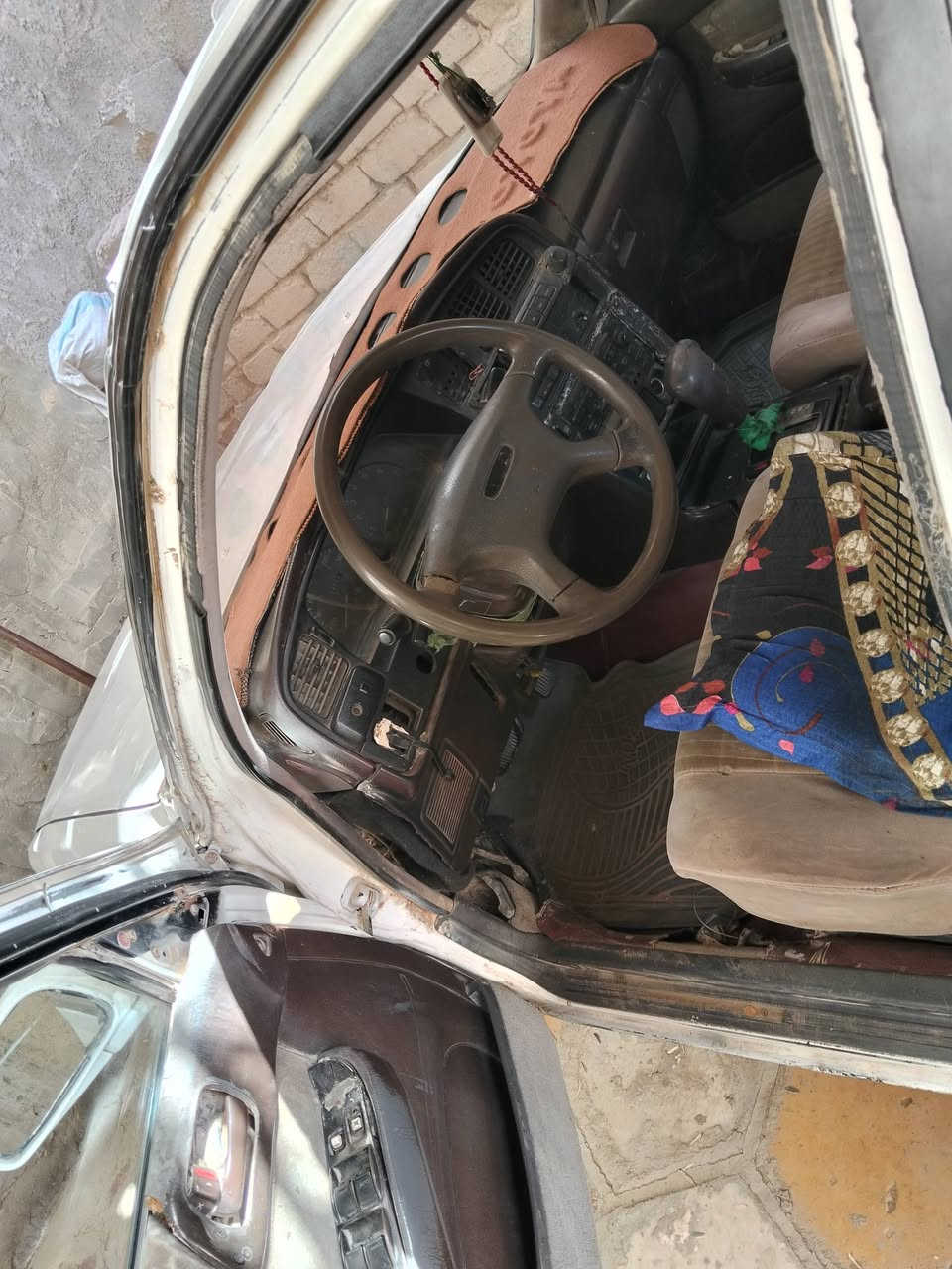 سلام عليكم كرستا مصطرة موديل 91رقم ذي قار سنوية كارتونية بدون راعي ابيع مكينة وكير ونجي خير من اللة تخم تاير بجيس حدادية تخبل جاهزة المكان ناصريه شطره السعر 18 او بيه مجال قليل رقم ***********
