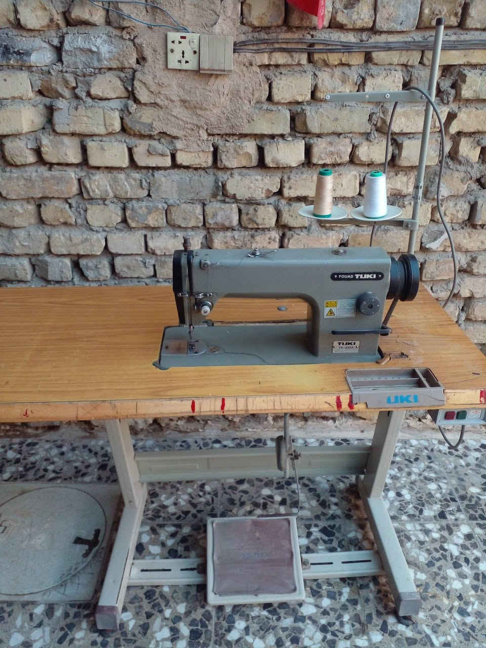 للبيع للبيع
ماكنة خياطه نوع توكي نضيف جدا مكينه تشتغل كل انواع الاقمشه والجلد المشمع بسعر مناسب ب160 مكاني بغداد مدينة الصدر شماعيه 
***********
