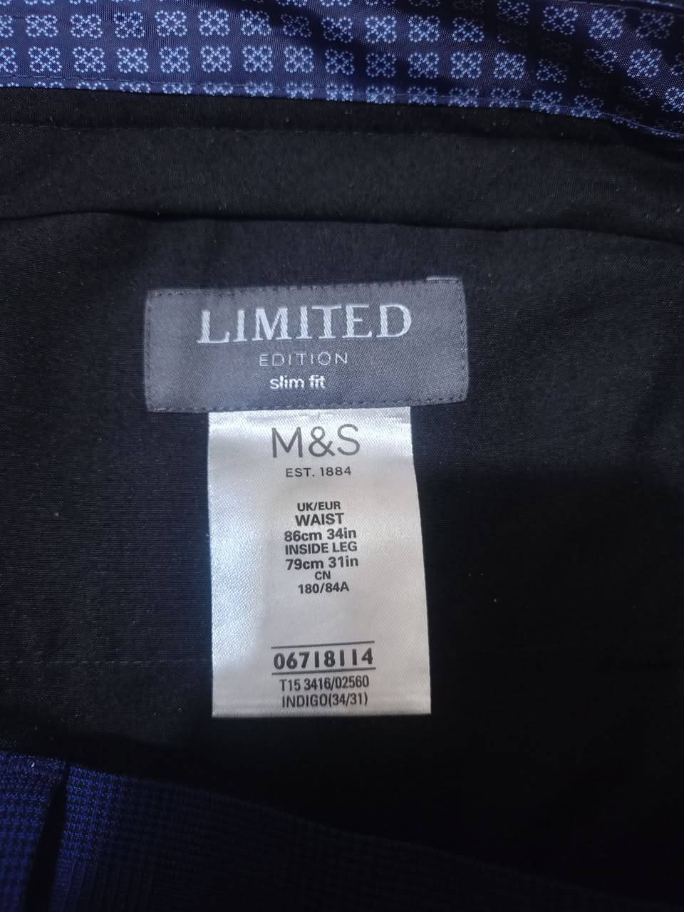 بنطلون ماركة marks&Spencer
قياس الكمر 34

الطول 99 

الحجل 18

خامة جيدة جداً نظافة 100% 

لون چويتي 

للطلب عالخاص
او الانستغرام tamar___brand


**إذا كنت صاحب هذا الإعلان وتريد حذفه لأي سبب، رجاءا أرسل رسالة إلى الدعم الفني**