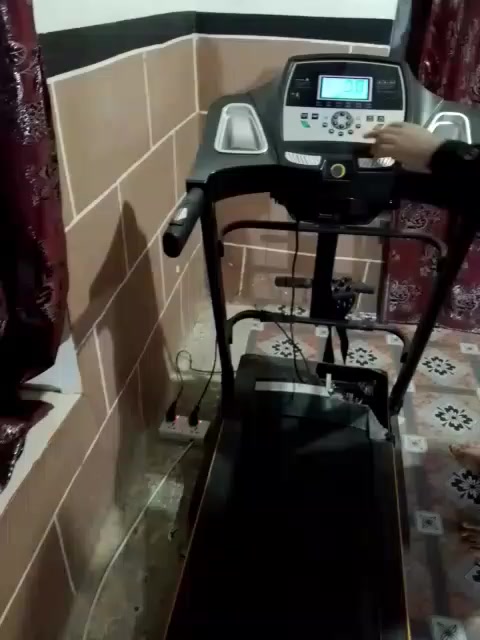 جهاز جري للبيع ٢٢٥ وبيه مجال
*********** واتساب
*********** اتصال ع الخط فقط
مكلف بالنشر
المكان ابي غريب.
