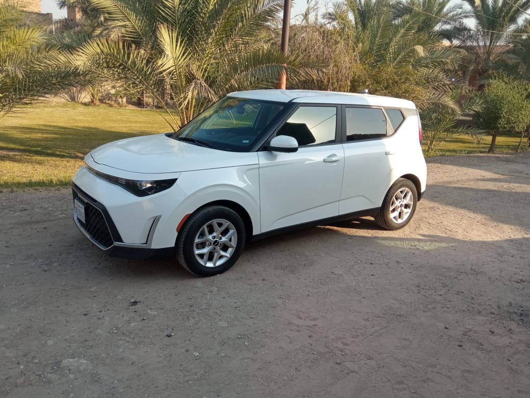 كيا صول موديل 2023 وارد امريكي
محرك دوش حجم 2000

مواصفات السيارة رادارات امامي جانبي وخلفي
توقف ذاتي  وقيادة ذاتية وتحديد مسار ونقط عمياء
وشاشة كبيرة تدعم كاربلي
وفول تحكم ستيرن 
رقم بابل سنويه بأسمي لغاية 2030 ماشيه ٣٢ الف
مابيه قطرة صبغ
سياره ع وضع الشركه نضيفه وياها صورها من خارج العراقً


**إذا كنت صاحب هذا الإعلان وتريد حذفه لأي سبب، رجاءا أرسل رسالة إلى الدعم الفني**