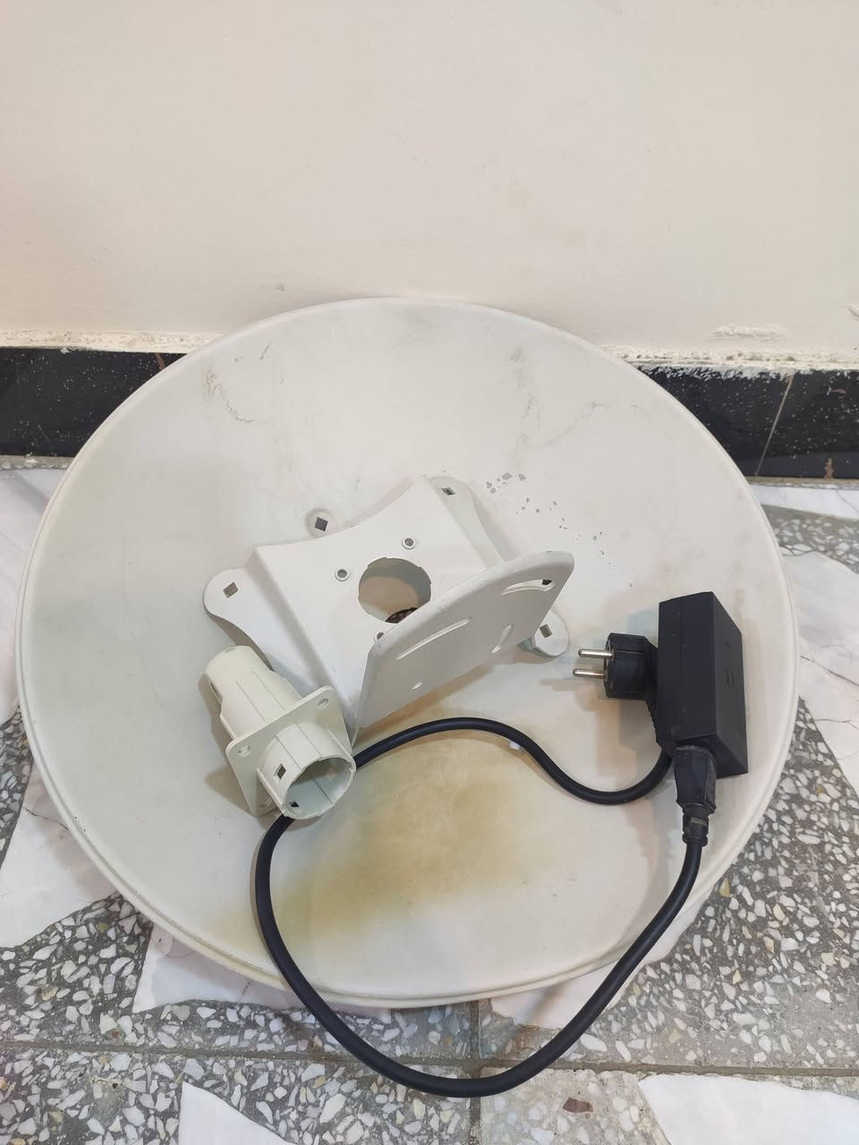 بور بيم نظيف كلش مستخدم كم شهر
محولته ما مستخدمة اصلًا
وصحن نانو برج هو وغراضه نقصه بس فيدر
السعر 75 قفل بدون عملة اثنيناتهن
مكاني بغداد بلديات
***********
