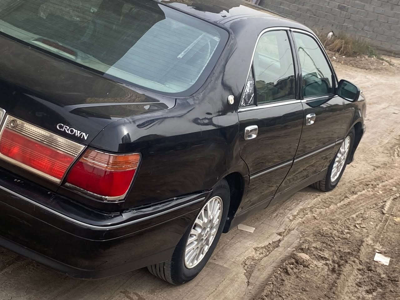 سلام عليكم ملكه للبيع كصه جنطه ادوات ادوات ادوات 4دكم تبريد خلفي ثلاجه 4كشنات مع ستيرن كهرباء مكان ديفور الكبير شاصي 175 السعر 35 مكان بابل الرقم الاتصال ***********
