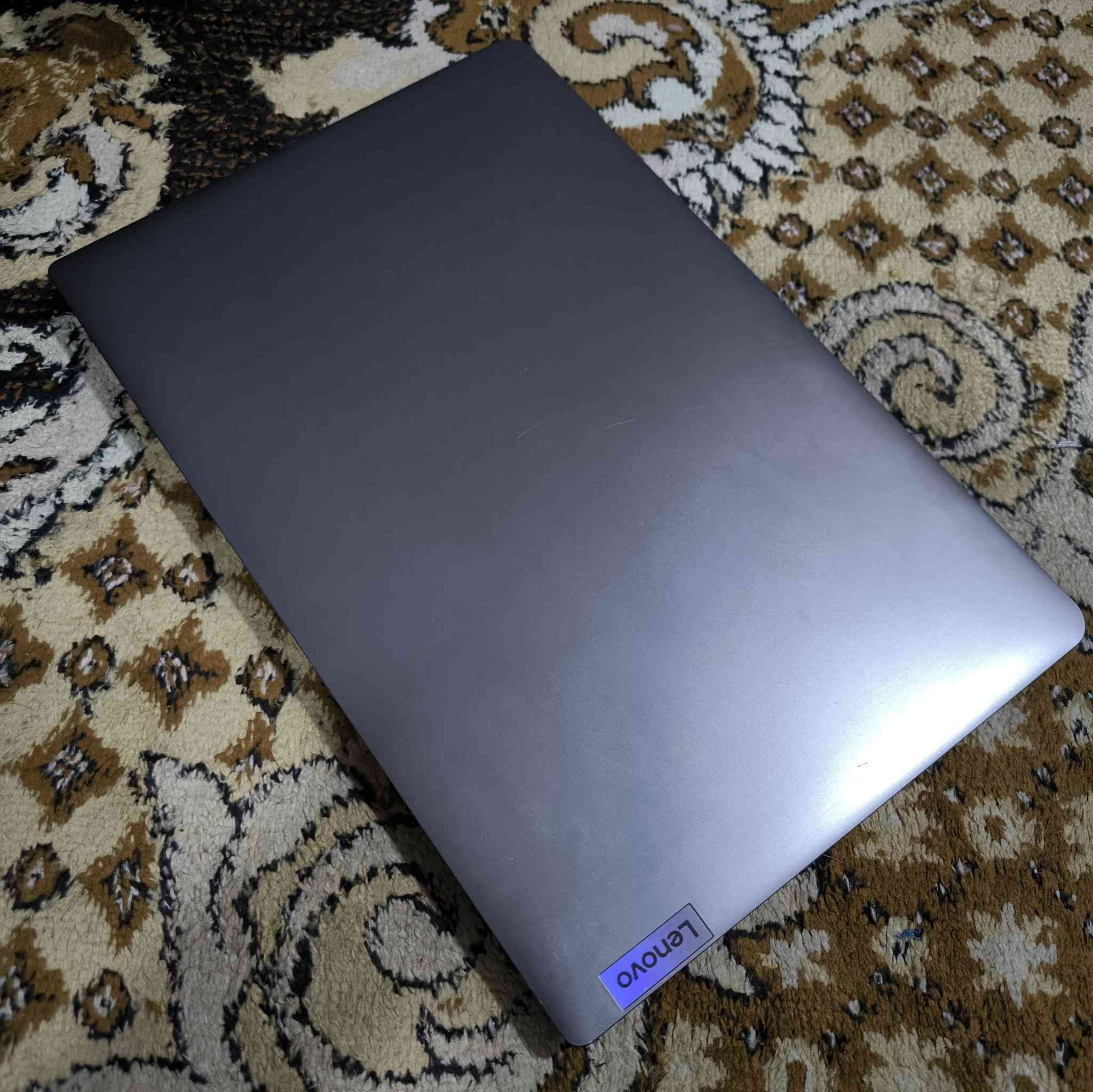 Lenovo IdeaPad 3
I5 11th G :معالج 
Ram : 8gb :رام
Ssd : 512gb :تخزين
Gpu : Nvidia 2gb + Intel Iris xe :كارت شاشة
450,000
***********
بغداد شهداء البياع قرب المدرسة الامانية
