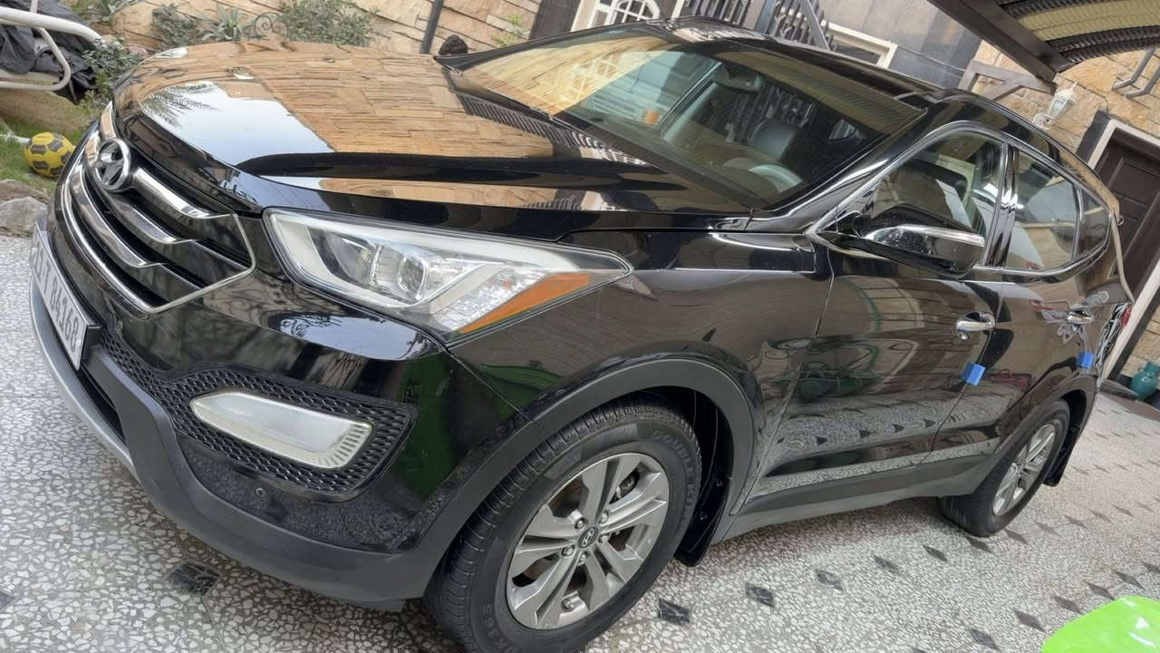 للبيع سنتافية ٢٠١٦ امريكي فول مواصفات ١/١ بدون صبغ
سيارة جداً نظيفة بدون اي نقص شرط الفحص 
ضرر فقط بنيد ومبدل ب اصلي بدون صبغ بدون دواخل 
رقم بغداد سنوية ب اسمي الرقم الجديد المواصفات :-
١- فتحة ( بنوراما ) 
٢- بصمة تشغيل + ابواب 
٣- كشنات تدفئة تبريد + جلد 
٤- جنطة كهرباء + ذكي عند الاقتراب 
٥- بك لايت 
٦- شاشة كبيرة + كامرة 
٧- اشاير مري + مري شفط + قلاب 
٨- بردات خلفية
٩- خزن ميموري 
١٠- محرك ٢٤٠٠ ( ٤ سلندر ) مكفول
١١-سماعات صوت ( انڤنتي ) 
وباقي المواصفات المعروفة للسنتافية 
عنواني بغداد حي الجامعة 
السعر ١٥٣ ورقة 
***********
