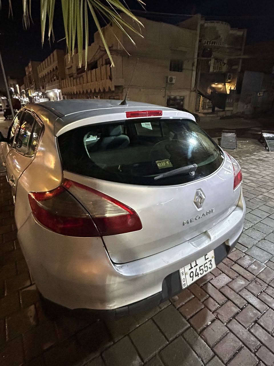 السلام عليكم رينو مديل ١٣ كير اتماتيك تخم تاير جديد باتري جديد مصبوغة حزام تحويل مباشر السعر قفل ٣٩ مكاني الزعفرانية سعر سيارة عادية ***********
