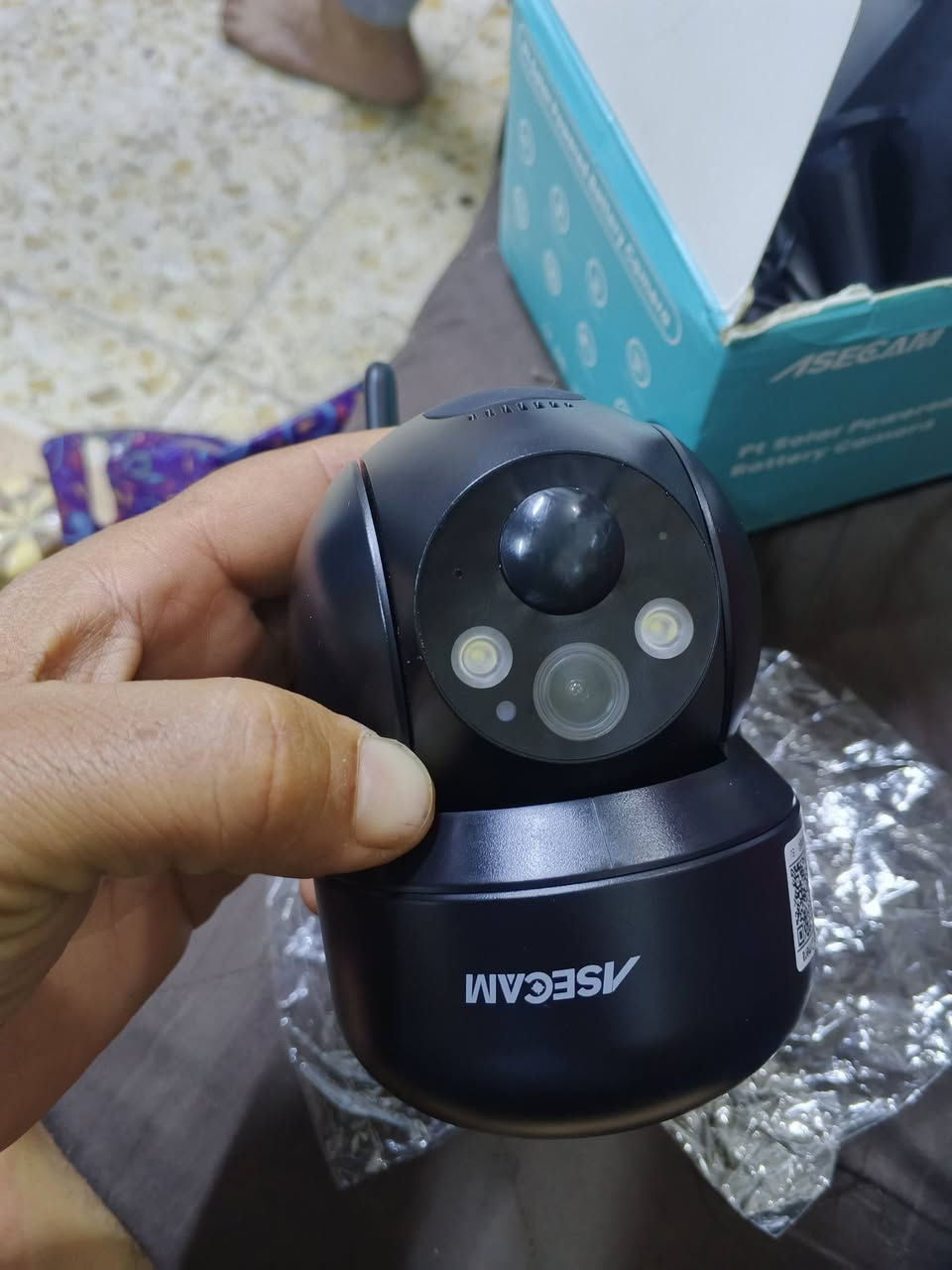 كاميرا مراقبه تستغل على الطاقه الشمسيه كلش راقيه تتكنك على الموبايل وينظاف الها رام لحد 1 تيرا سعرها 20 وبيها مجال بغداد قريب على فلكه 83 مال الطالبيه
***********
