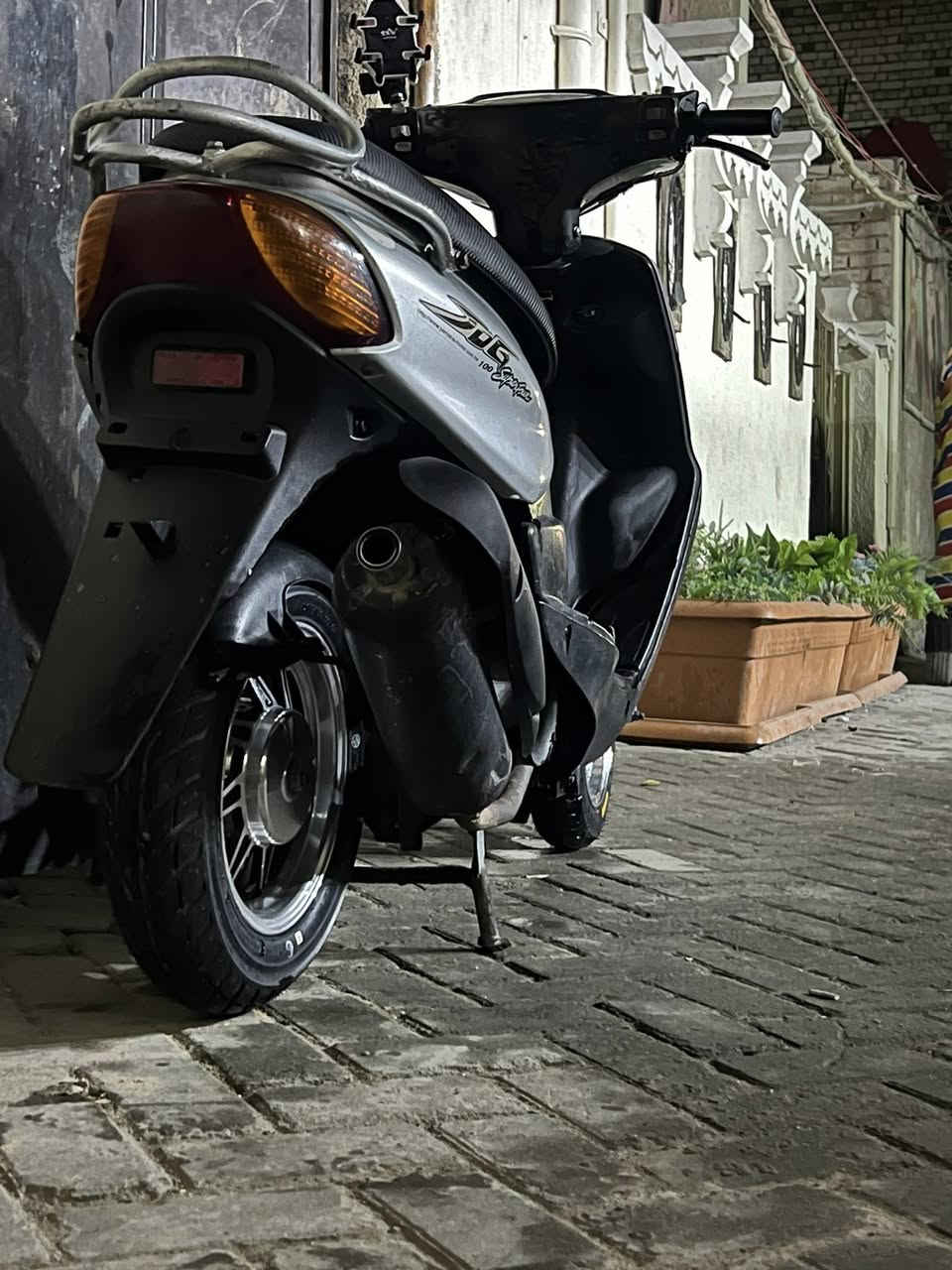 سلام عليكم ماكس قجمه مجفته مكينه حلوه صالنصه بلادي للمراوس مع بوليس او ثعلب اتصال عل الرقم ***********
