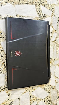 MSI • رام 16 • تصليح شاشة