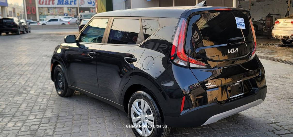 سلام عليكم
صول ٢٤ بدون رقم ٢٠٠٠دوش  ماشيه ١٧ ميل بعده زيرو ضربته بسيطه  جاملغ السعر ١٤٨ مع المجال مكانه كربلاء للاستفسار ***********
