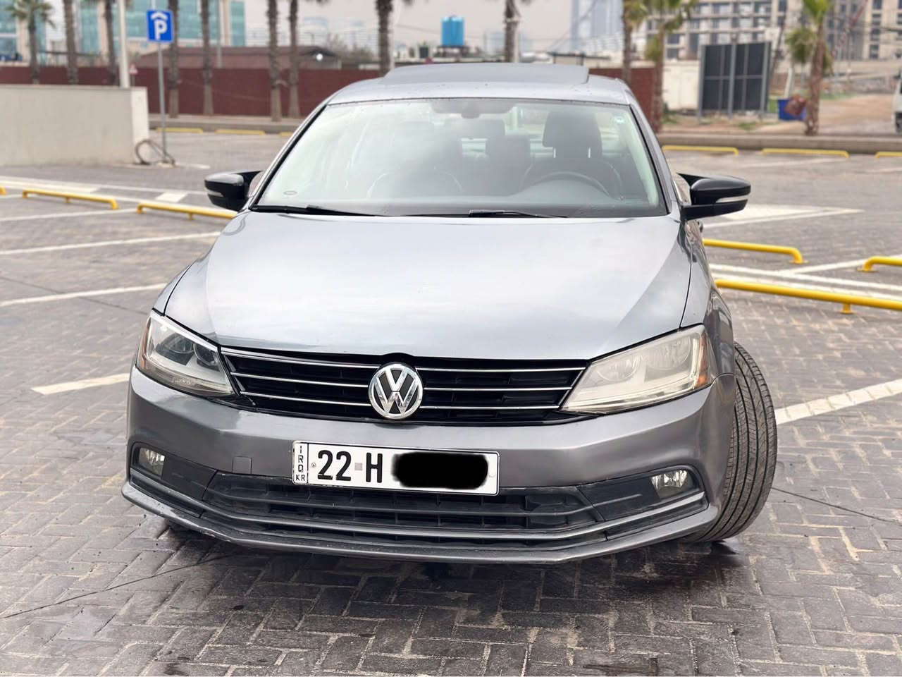 Jetta 2017 1.8 Turbo SEL
مواسه فات SEL فول .. سلایت ، کوشین جلد ، کوشین هیتەر ، جام هیتەر، ئاوێنه هيتەر ئاوینه کاره بای ، ڤوليوم  ، لایتی پێش و دواوه لید LEDبه سمەی سویچ ئاوێنەکان ، شاشه گەوره ، کامێرا ، گێر ) تۆماتیک  + سپۆڕت ) ، فڵچەی جام ئۆتۆیه له کاتی بارانی به لێزمه خێرا دەبێت و له کاتی نمه باران هێواش دەبێتەوه ، دژه خلیسک، گیر و مه کینه ی به شه رته دوکه ل و بوخار و ده نگی نیه  دوو پارچەی سبوغە باقی جێ جێ تەعدیلی تیایە بە شه رت وه ک لوک وایه ، وه رگه ران و برانه وه و ته برید و ته قه و ره قه ی به شه رت  70,هەزاری غه رامه ی له سه ره ، ، توربوی به شه رته و بی کیشه یه ، ئه نتی فریزی تازه گوراوه ، فویل په مپی ئه سلی و قاعیده ی شه ریکه ی له سه ره ، مه سفی به نزینی نوێیه و تازه گۆراوه ، کێش و قوه ت و هه ستان و معه ده لی ما شاء الله ( زور به قوه ته و هه مووی به شه رت پاتری نوئیه ، سه یاره که هه یکەلی ماشاء الله ی ئەوێ بو پرسیار ته له فون مه که هه موو شتێکم نوسیوە ... گورینه وه ناکه م ،
*********** أربيل, العراق
