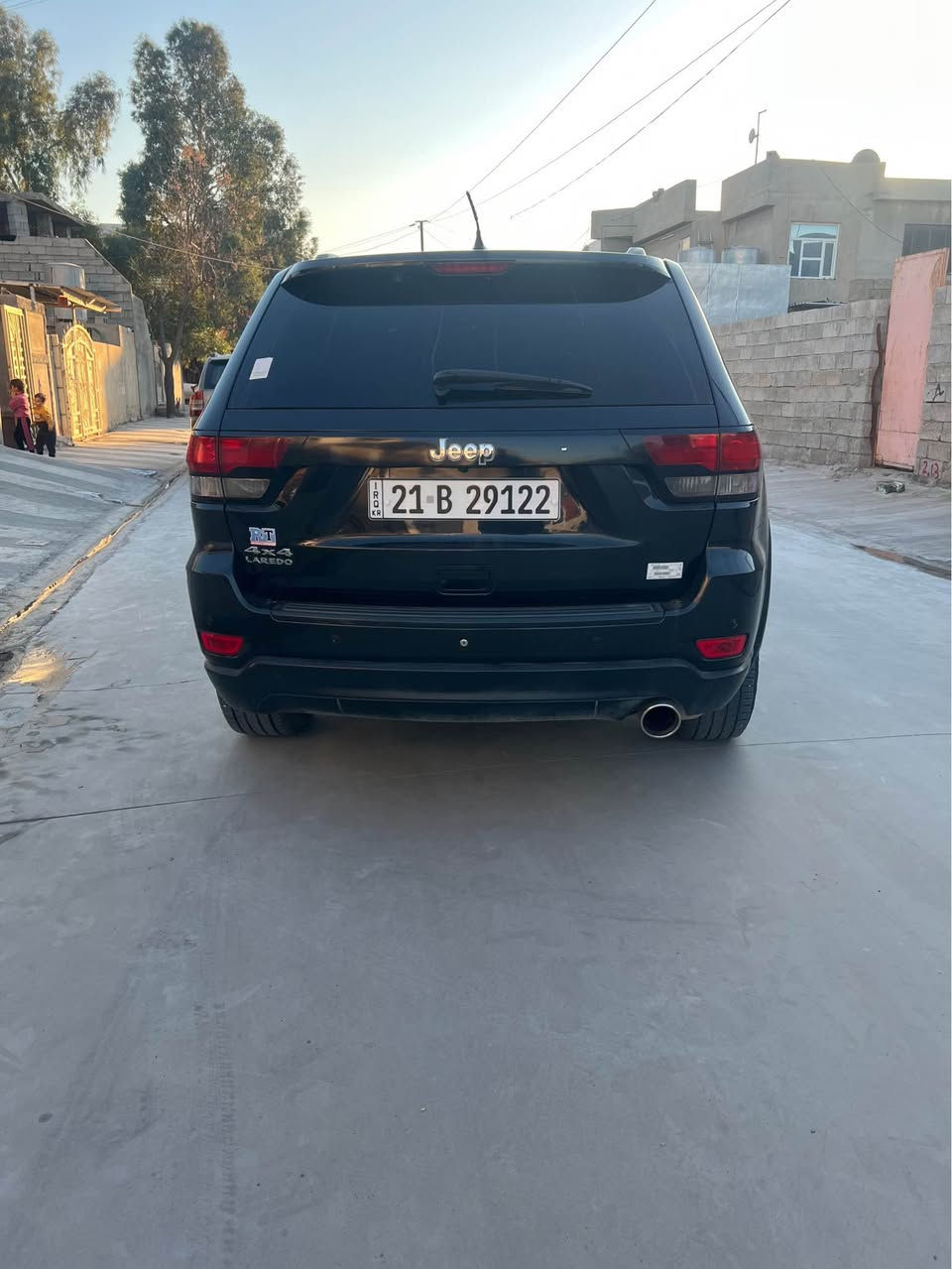 سلام عليكم جيب للبيع 2011 سنويه هزه جديد كير مكينه ابشرط تدفئه تبريد ابشرط اربع تايرات جديد ضرر بونيد +جاملغ سايق شبرين فقط عنوان كركوك حي عسكري استفسار رقم *********** كركوك, العراق
