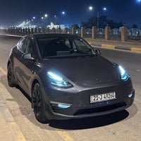 تيسلا فئة Y موديل 2023 اونلاين RWD وارد امريكي قطعه وحده + ايرباك راجع...