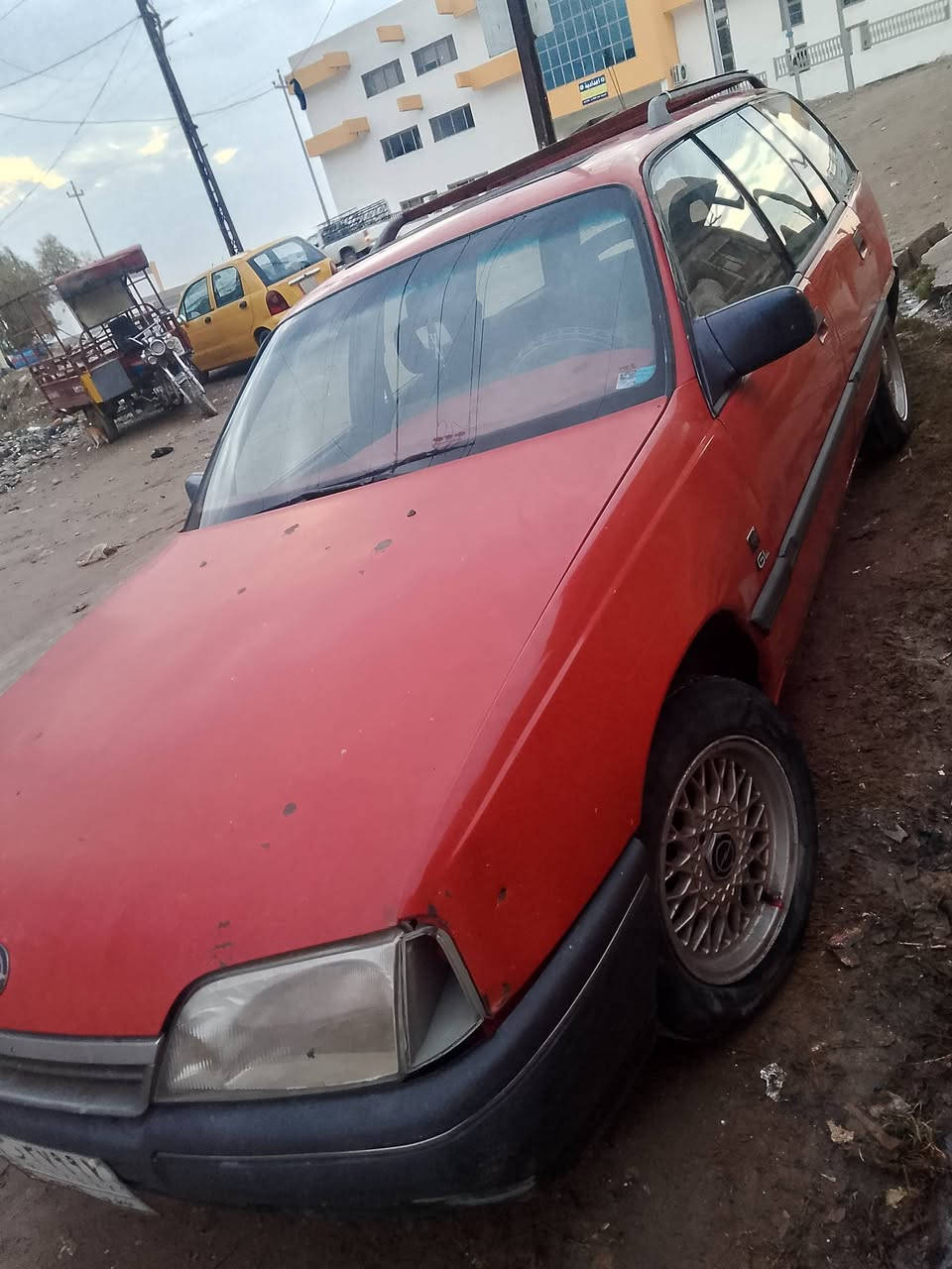 اوميكا ستيشن كير محرك نضيف راقم نينوى  ***********
