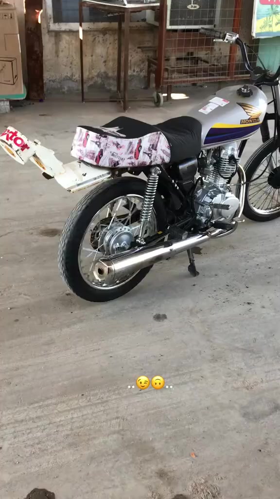 سلام عليكم دراجه للبيع نامه مديل  25 تعمير دراجه أوراق السعر خاص رقم ***********
