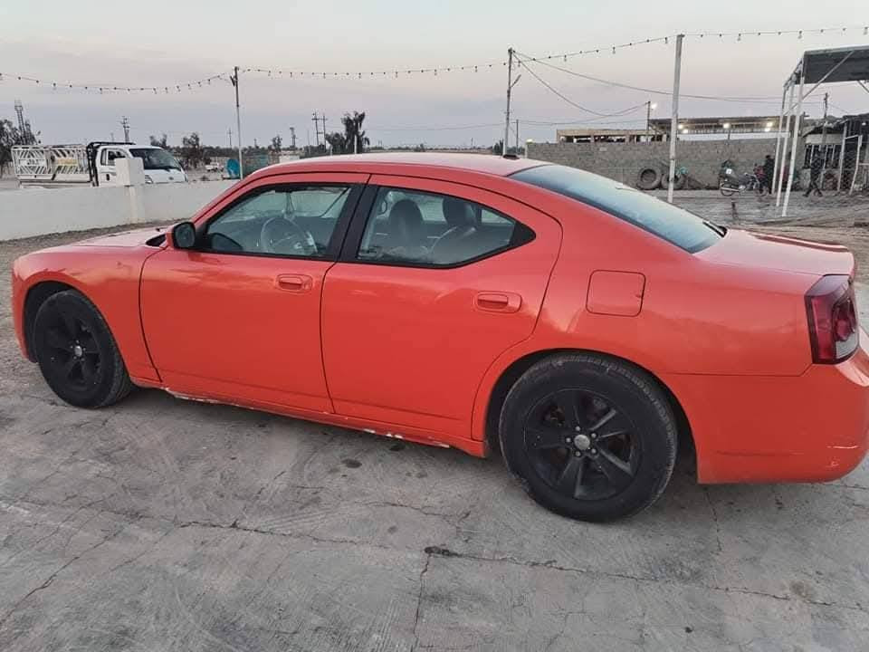 جارجر 2010 تكسي
ب أسمي تحويل ثاني يوم مشروع وطني
داخل جلد 
ضرر بين باب سائق وجاملغ بدون تبديل 
سعر 95وبيها مجال بسيط 
رقم ‏‪***********‬‏
