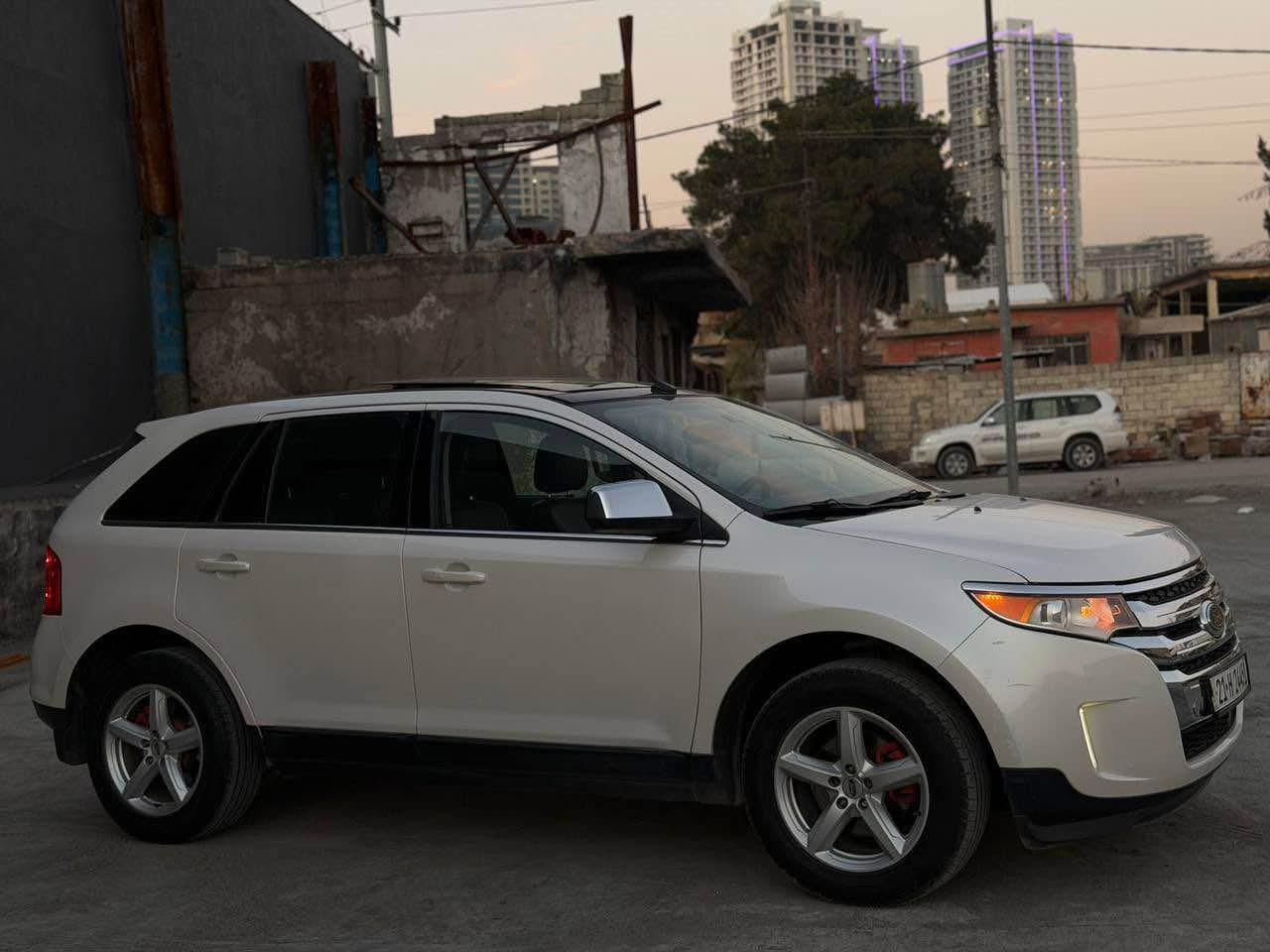 Ford edge 2013 limited niva

***********

فول مواصەفات
بەصمە
شەغال
پانۆراما 
دەبل ئەکسل
سێ شاشە
شاشە گەورە
کامێرا
گێر ئۆتۆماتیک و عادی
تەحەکوماتی سوکان
تەحدید سورعە
لایت زینۆن
سنوق جەگ
تەبرید مەرکەزی
کوشن جلد
کوشن کارەبا
کوشن خەزن
ناو خەنەی
بێ بۆیاخە 
یەک تەعدیلی بچوکی هەیە
١٤٤ هەزار ڕۆشتوە
هەردوو بەصمەی ماوە
مەکینەی بەس واتەر پەمپی گۆراوە
سفری شەریکەی نیڤایە
سەنەوی تازەیە
سعری ١٤٣ گەلاو معامەلە السليمانية, العراق
