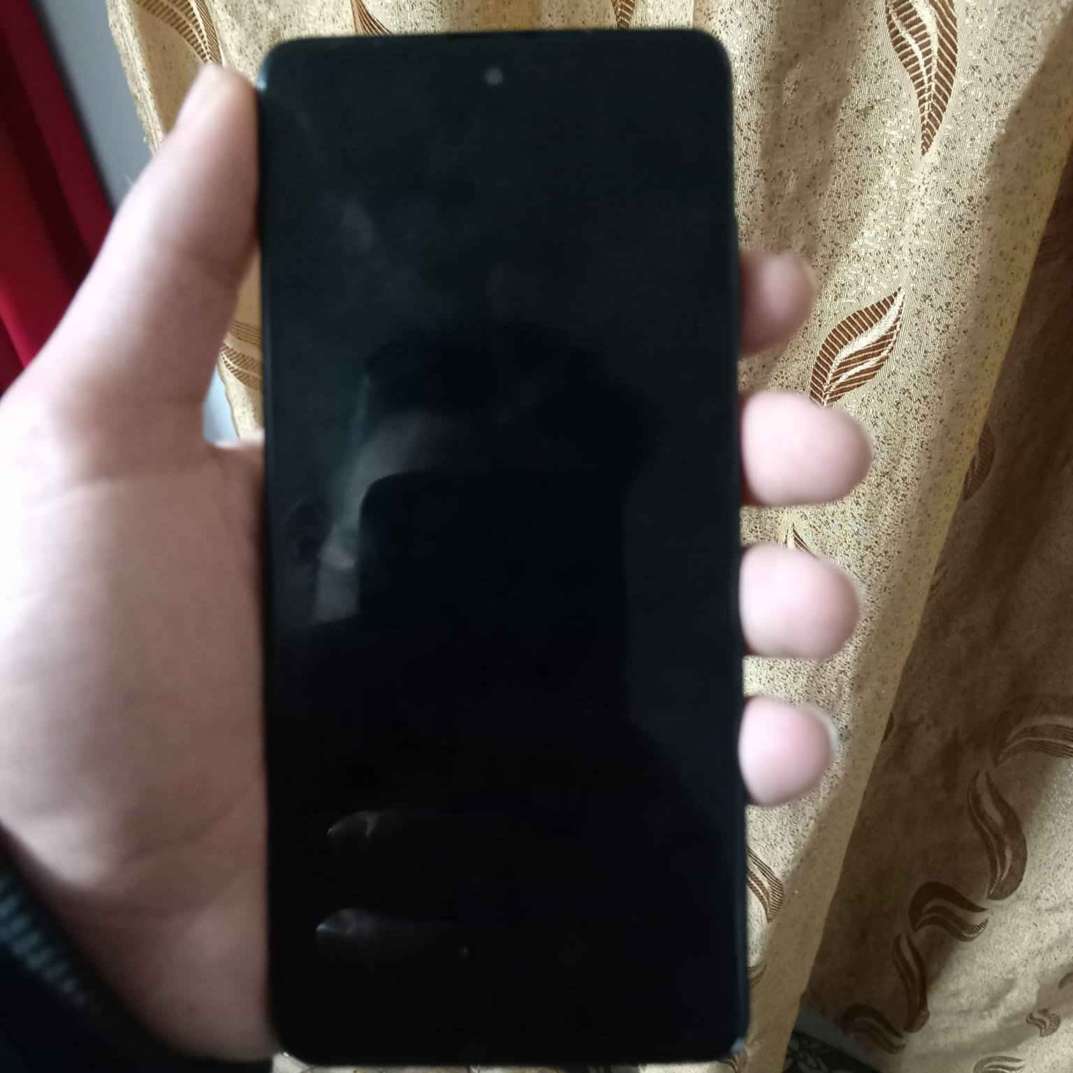 سامسونج A51
ذاكرة 128
رام 6
ببجي 60 فريم 
مبدل شاشة اصلية 
بصمة متوقفة بسبب تبديل الشاشة 
جهاز نضافة كدام العين 
سعر 80 وبي مجال حك جيه


**إذا كنت صاحب هذا الإعلان وتريد حذفه لأي سبب، رجاءا أرسل رسالة إلى الدعم الفني**