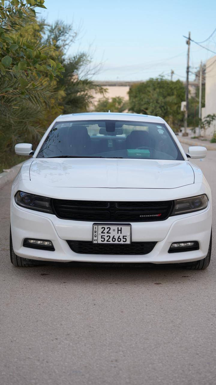 السلام عليكم
جارجر sxt مودل ٢٠١٨ محرك ٣٦٠٠
المواصفات 
كفالة عامة عدا طخة زغيرة بالباب الخلفي مرجعيها نفسها بدون صبغ 
كير مكينة حدادية بدي كلة مكفول 
فتحة قمارة 
شاشة كبيرة 
عداد ٢٦٠ 
كشنات حضن 
تشغل عن بعد 
نقطة عمياء 
بصمات عدد ٢
سستم صوت الباين 
دمام
مكان السيارة نجف 
السعر 240 بيها مجال قليل 
للتواصل ع الرقم ***********
 
للتواصل واتساب
