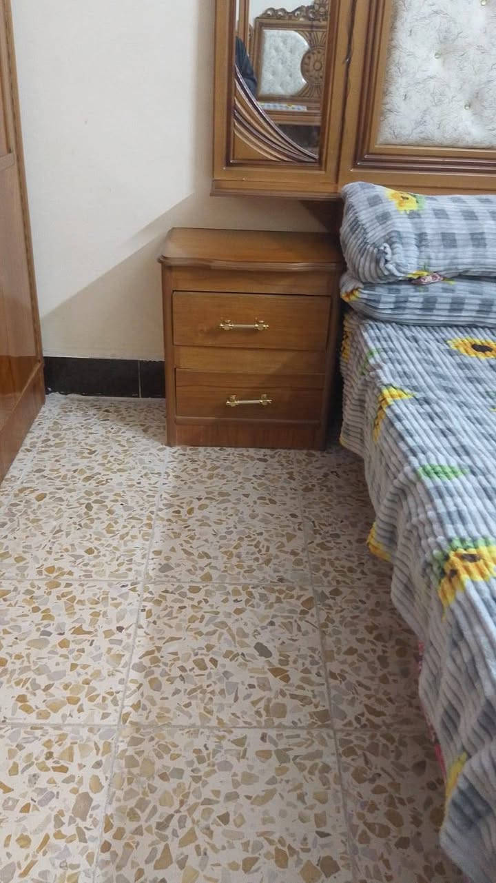 غرفة عراقية سعر 700 مكاني زعفرانية اخت جديدة


**إذا كنت صاحب هذا الإعلان وتريد حذفه لأي سبب، رجاءا أرسل رسالة إلى الدعم الفني**