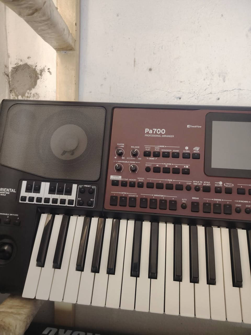 كورج 700 ابو فيش صفره  نضيف كلش مفتوح تنضيف مع برنامج فول  سعره 8 ورقات قفل للتصال ***********
