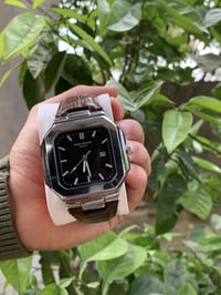 باتيك فيليب • أوتوماتيك سويسري • مينا سوداء