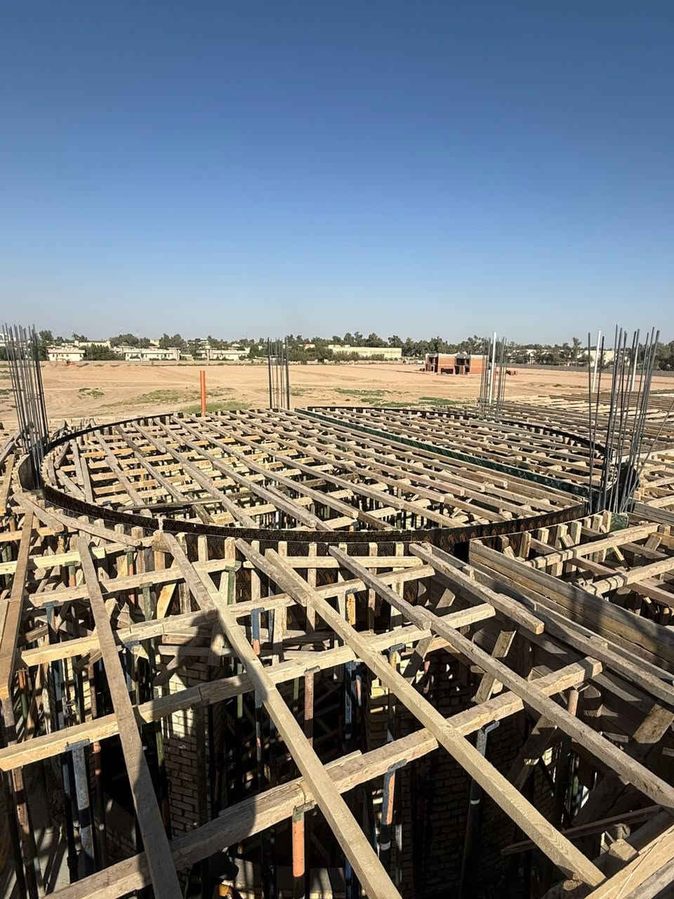 مستعدين لتنفيذ جميع البنايات والمنازل وبكافة المساحات والله خير رازق : اي استفسار الاتصال على هذا الرقم ***********
