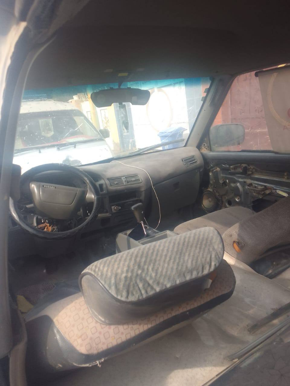 السلام عليكم فاره عكس مكينه وكير نضيفه داخل جديد كهربائيات جديد السعر 25 وبيه مجال***********
