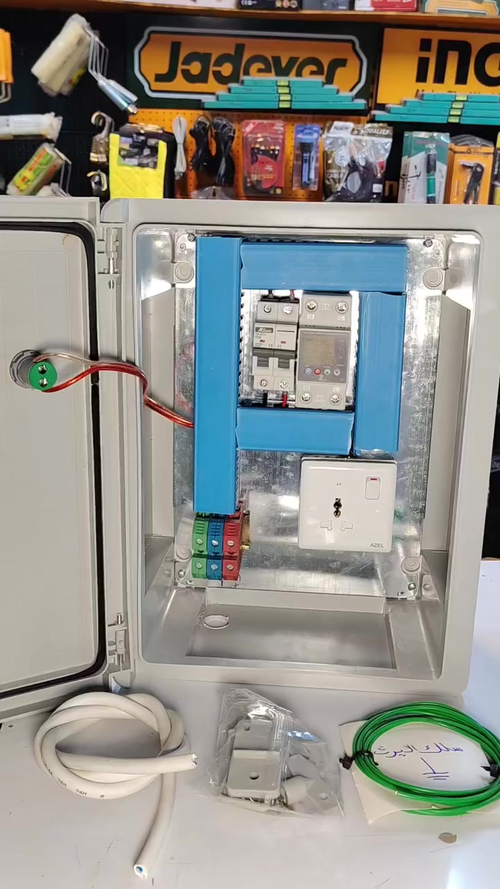 🔌⚡ بورد شحن سيارات كهربائية BYD وجميع السيارات الأخرى
إذا عندك سيارة كهربائية وتريد شحن آمن وسريع…
نوفر لك بورد شحن بجودة عالية 🔥
✔ حماية كاملة من التماس والضغط العالي
✔ أداء مستقر وعمر افتراضي طويل
✔ مناسب لسيارات BYD وجميع أنواع السيارات الكهربائية الأخرى
💰 السعر: 50,000 دينار عراقي فقط
🚚 توصيل لكل محافظات العراق: 5,000 دينار
📞 اتصل الآن واحجز طلبك:
078-6362-4443
لا تضيع الفرصة – الكمية محدودة ✔️


**إذا كنت صاحب هذا الإعلان وتريد حذفه لأي سبب، رجاءا أرسل رسالة إلى الدعم الفني**