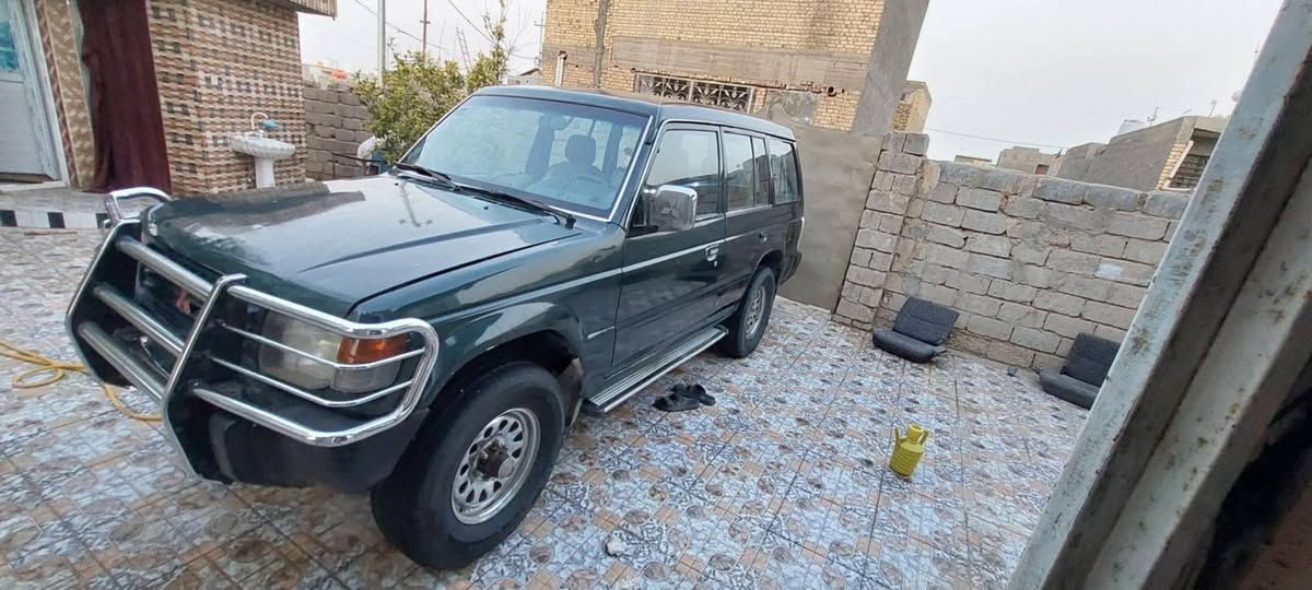 السلام عليكم ورحمه الله وبركاته 
باجيرو موديل 94
مكينة ونجي 
كير عادي 
رقم بغداد 
سنوية لغاية 2028 باسمي 
25 ورقة
***********
بابل ،القاسم
