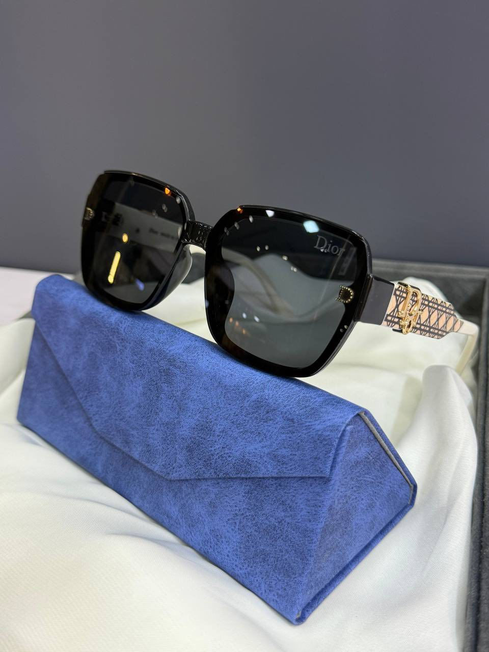 السعر ١٢ للقطعة


**إذا كنت صاحب هذا الإعلان وتريد حذفه لأي سبب، رجاءا أرسل رسالة إلى الدعم الفني**