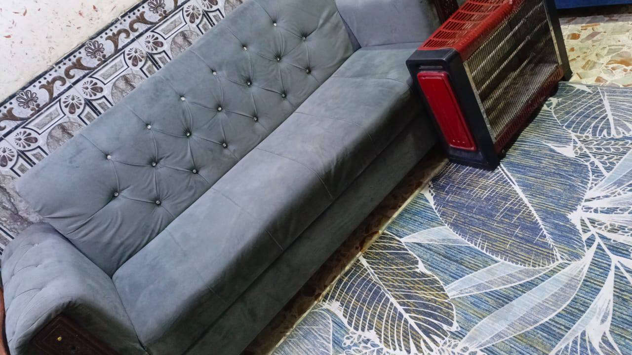 السلام عليكم اخوان
تخم للبيع  7 مقاعد نضيف 
السعر 200 وبي مجال 
مكاني بغداد الدوره ابو دشير 
رقمي***********
