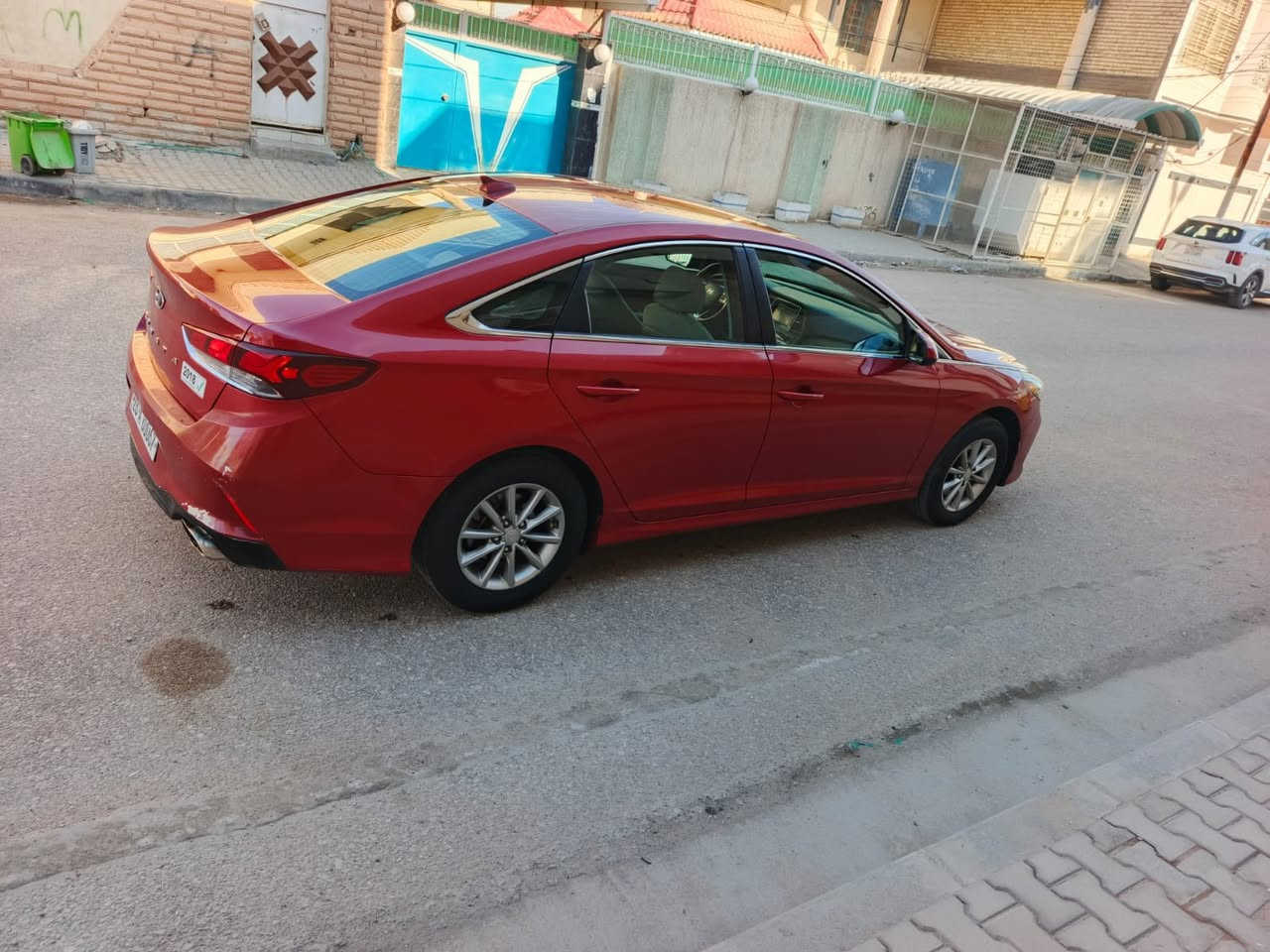 السلام عليكم سوناته للبيع مديل 18 مكينه 2400 سياره جديده وحلوه واريد امريكي مكفوله كفاله عامه بس الدعاميات تبريد ثلج حداديه جديده مدور ثاني يوم السعر 133 وبيها مجال مكاني نجف ***********
