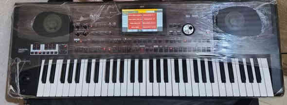 pa700ستخدام قليل مكفول من كل النواحي بعده بلزكت الشاشه السعر 950دولار ملحقات جنطه ستاند مع برنامج حديث  مكاني الحيدريه ***********
